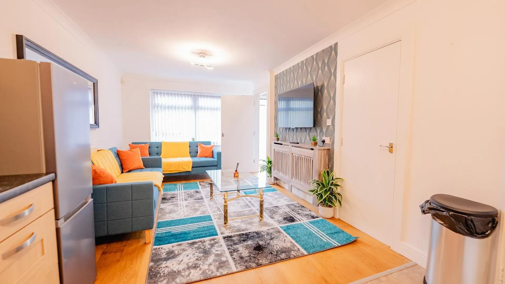 Bright & Elegant House Near City Centre And Stadium Cardiff Holiday home